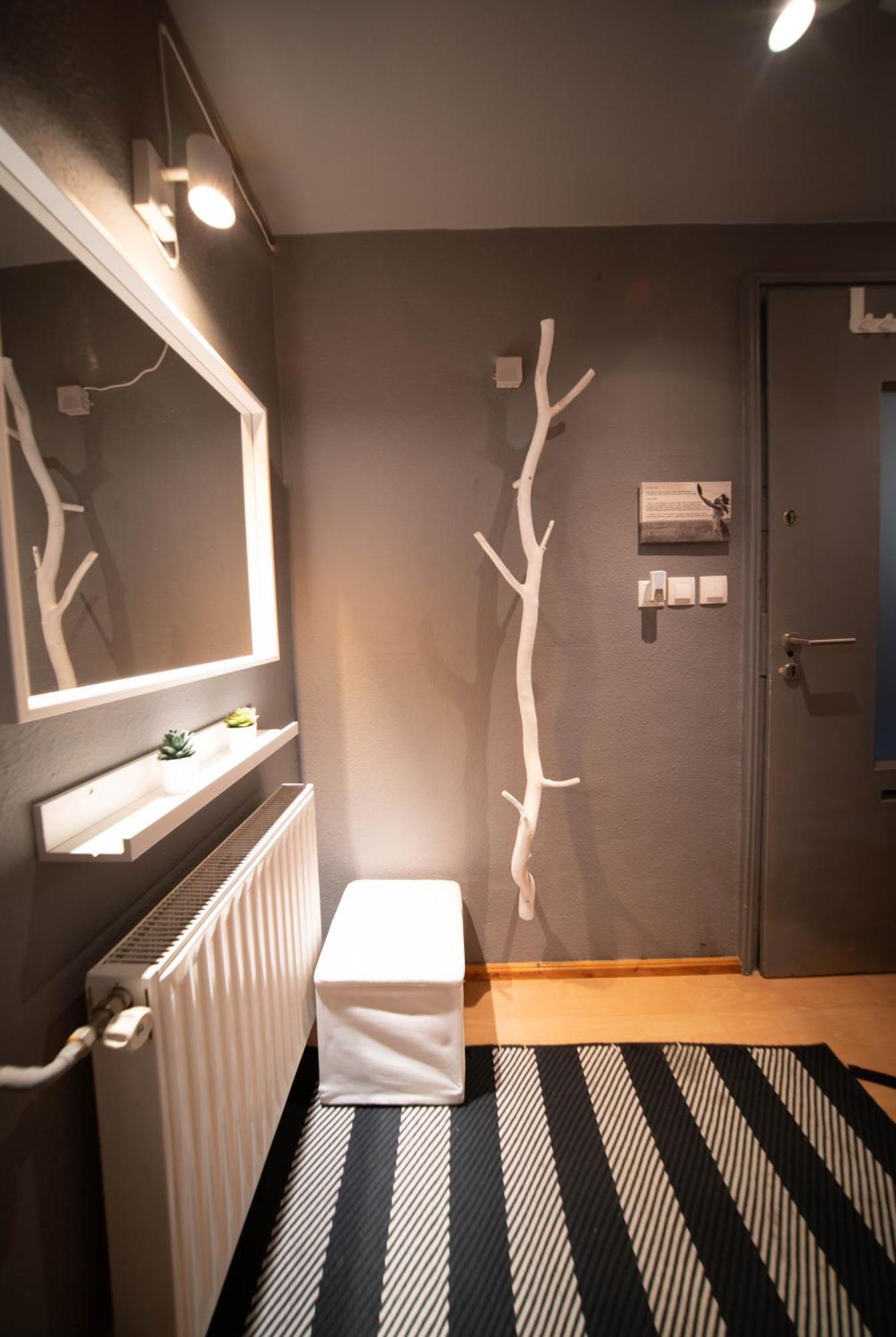 Lovely Flat By The Castle For 4Ppl 부다페스트 외부 사진